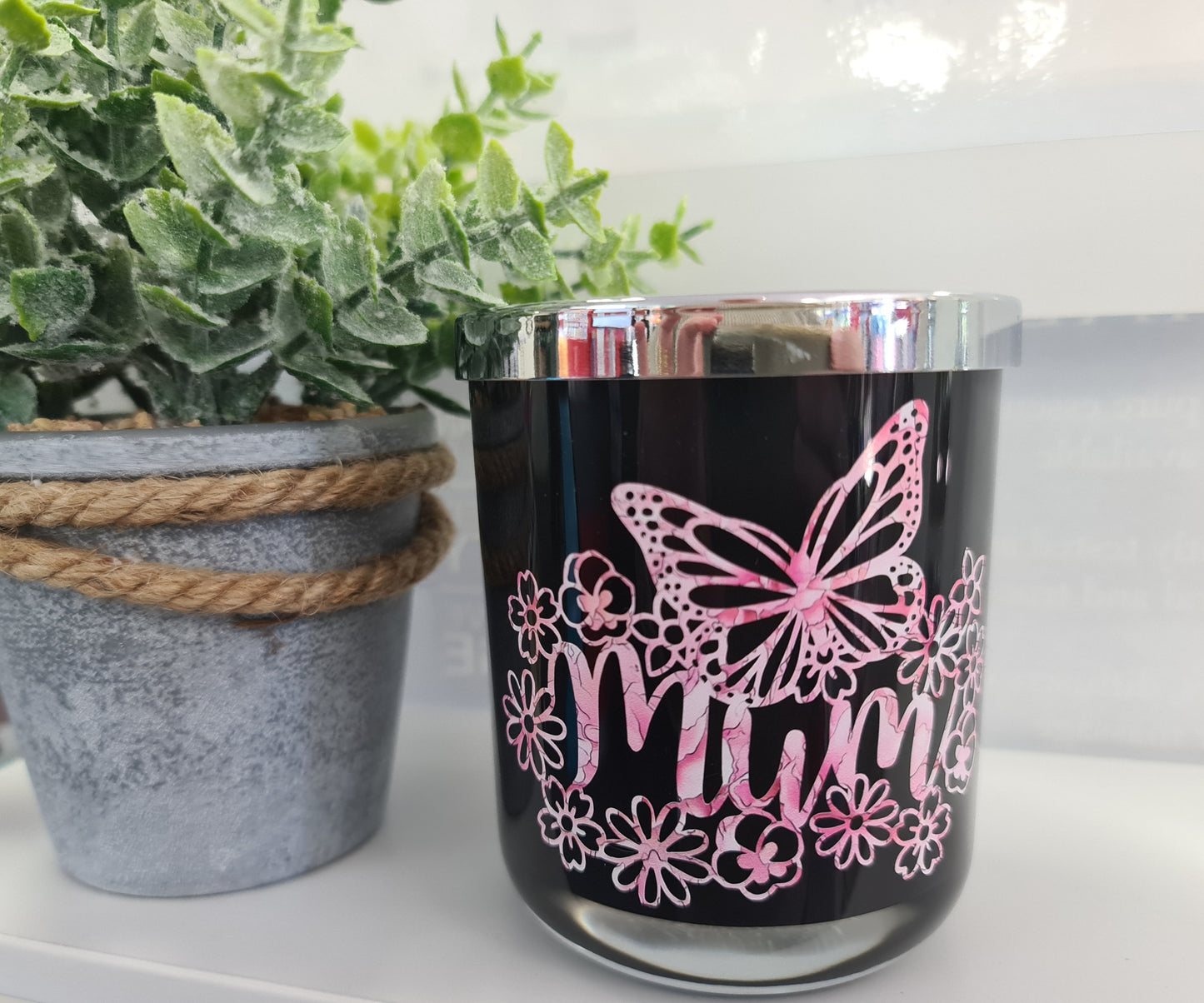 PINK MUM CAMBRIDGE CANDLE -CAMELLIA AND PINK LOTUS