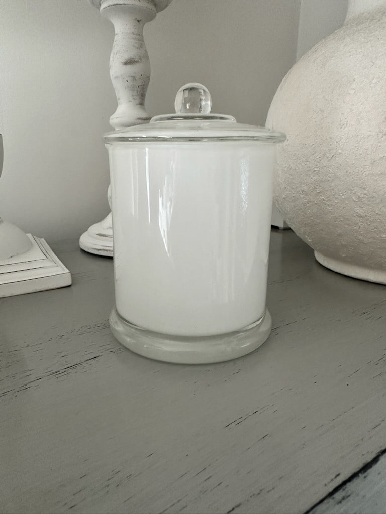 NAOMI CANDLE WHITE LARGE
